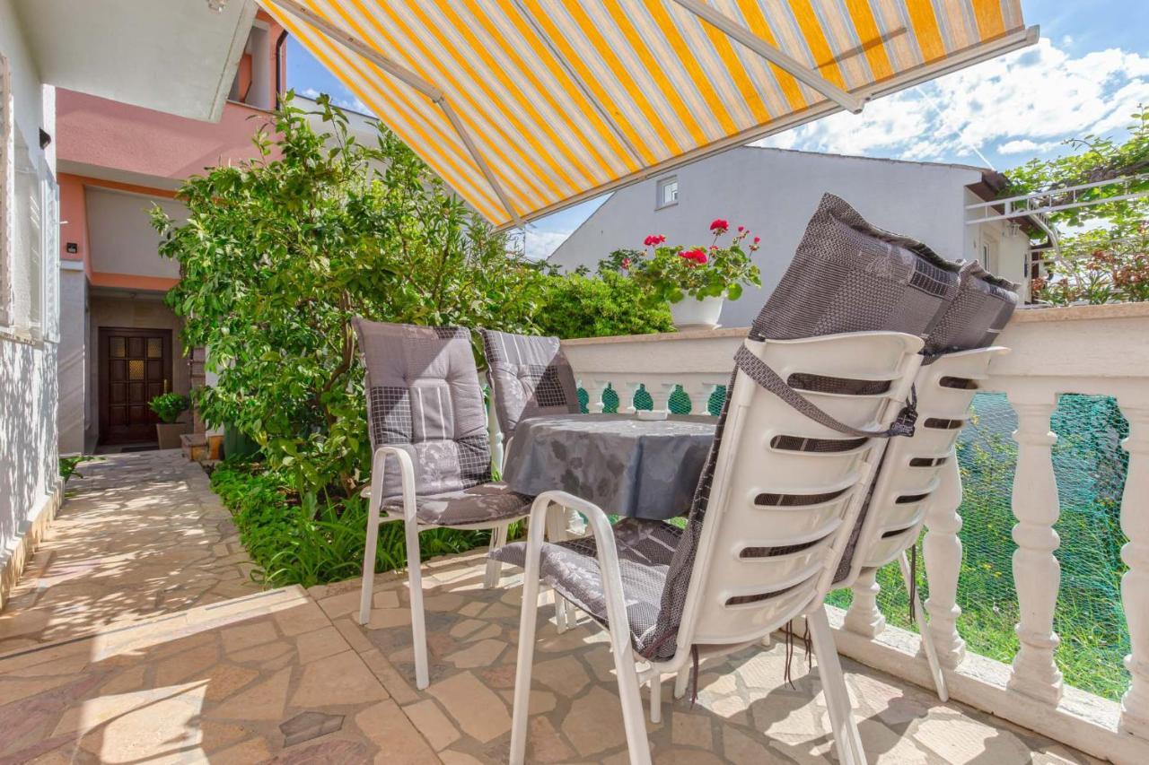Gloria Apartment Porec Bagian luar foto